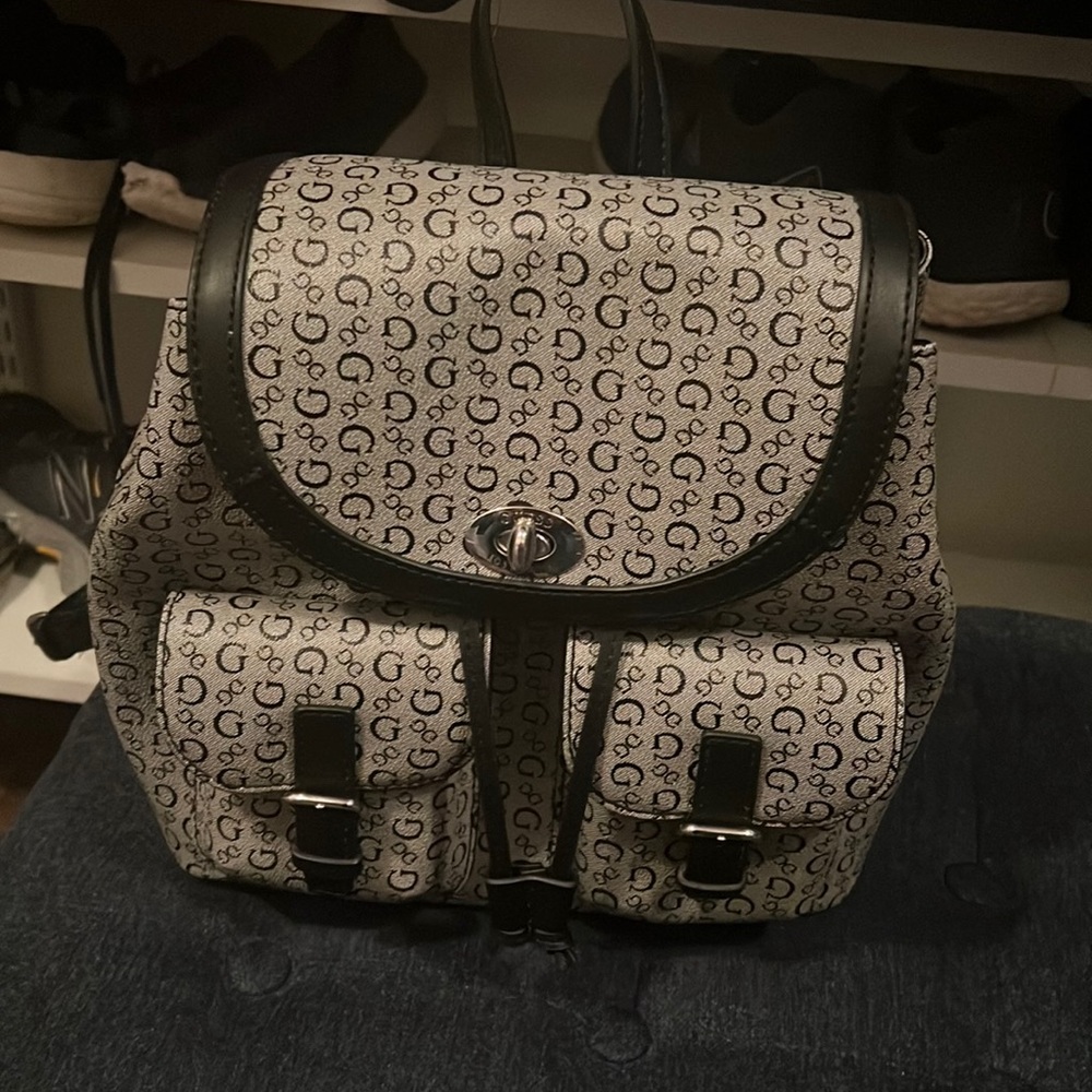 Guess mini bag pack